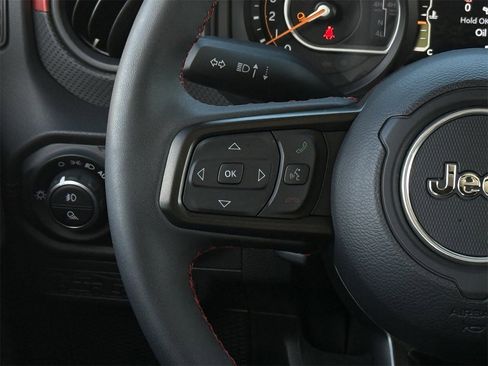 Used 2024 Jeep Gladiator Rubicon image 13