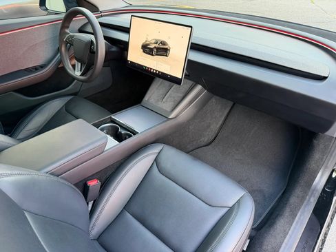 Used 2024 Tesla Model 3 Long Range RWD image 22