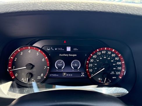 Used 2022 Nissan Frontier PRO-4X AWD/4WD image 19