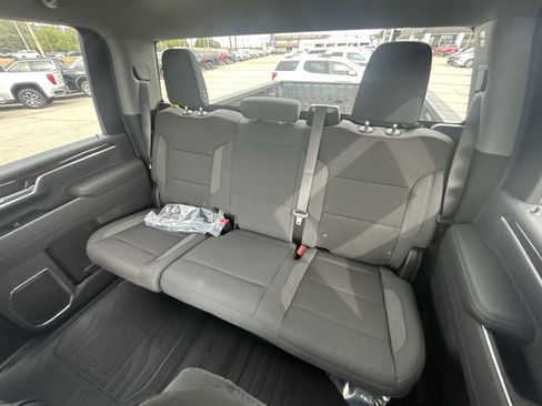 New 2026 GMC Sierra 2500 SLE image 24