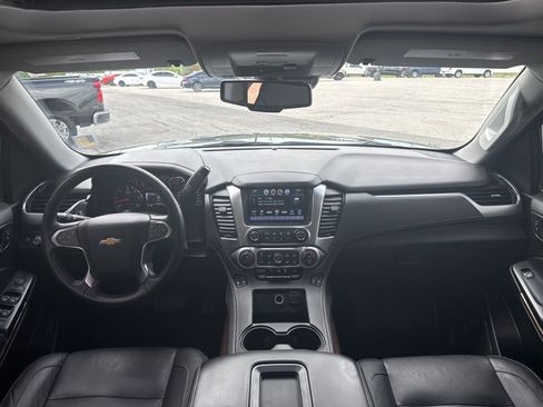 Used 2020 Chevrolet Suburban LT image 24