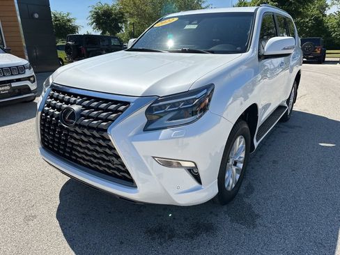 Used 2022 Lexus GX 460 Premium w/ Premium Package AWD/4WD image 2
