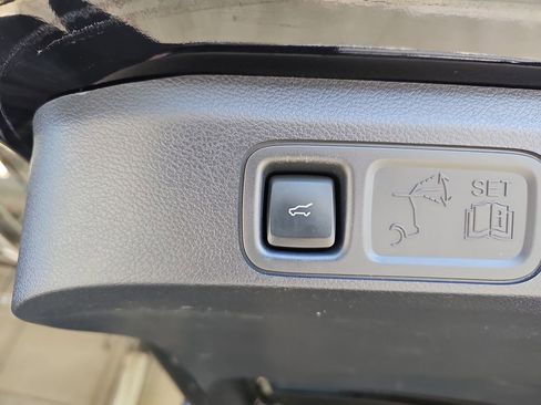 Used 2022 Ford Expedition Max Platinum image 13