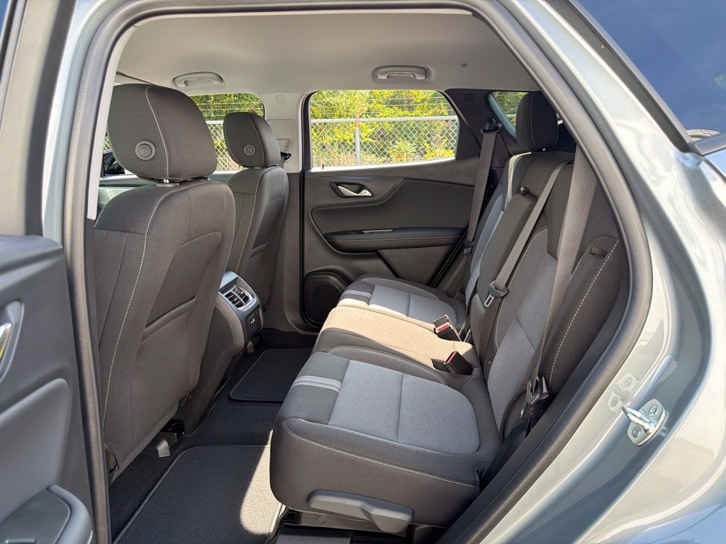 New 2026 Chevrolet Blazer LT w/ Convenience Package FWD image 18