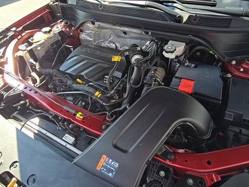 Certified 2024 Chevrolet Trax RS w/ Driver Confidence Package image 31