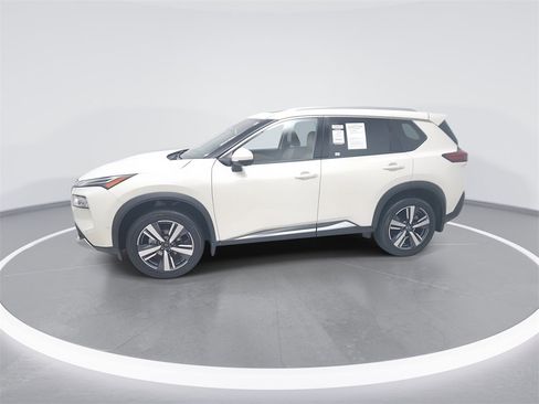 Certified 2023 Nissan Rogue Platinum w/ Platinum Premium Package image 4