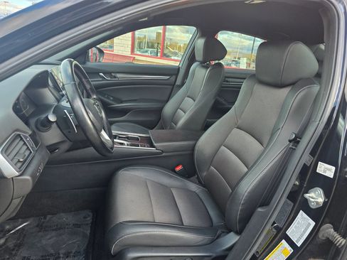 Used 2020 Honda Accord Sport image 9