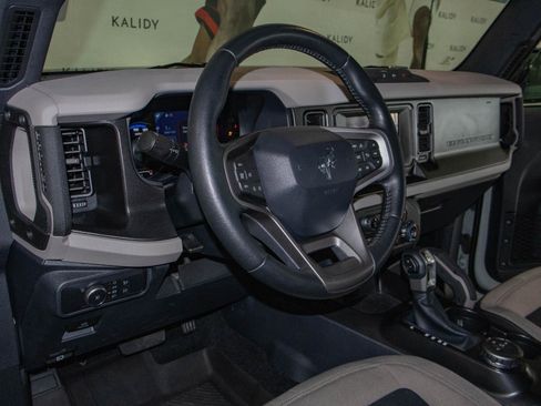 Used 2021 Ford Bronco Big Bend image 5