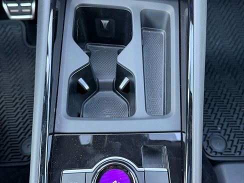 Used 2026 Volkswagen Tiguan SEL R-Line image 30