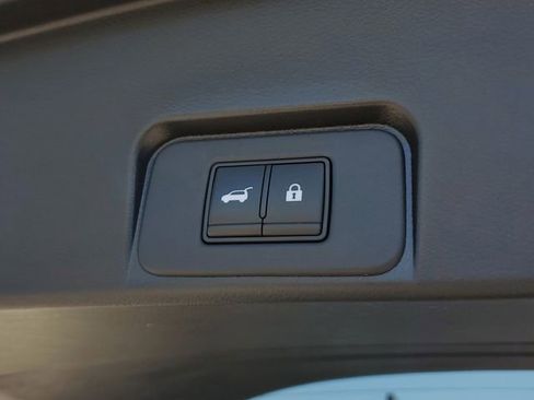 Used 2021 Nissan Rogue SL FWD image 10