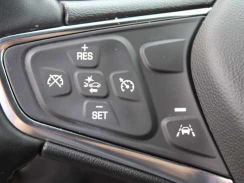 Used 2024 Chevrolet Equinox LT w/ Driver Convenience Package AWD/4WD image 19