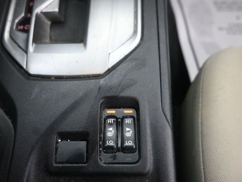 Used 2017 Subaru Impreza 2.0i Premium image 14