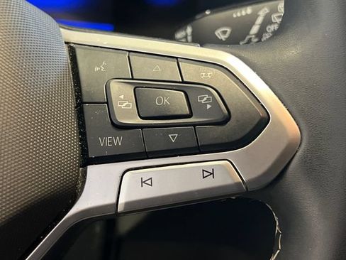 Certified 2024 Volkswagen Taos S FWD image 21