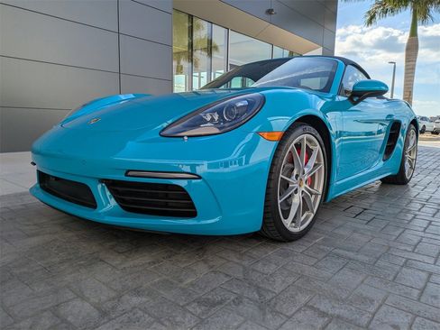 Used 2017 Porsche 718 Boxster S image 8
