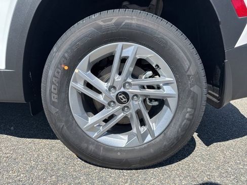 New 2025 Hyundai Tucson SE image 48