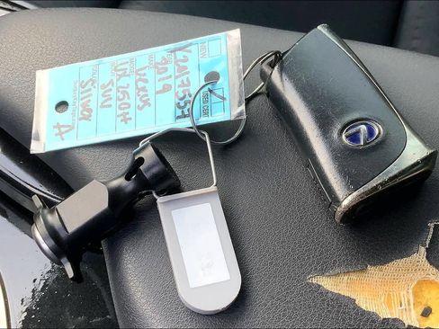 Used 2019 Lexus UX 250h w/ Accessory Package image 13