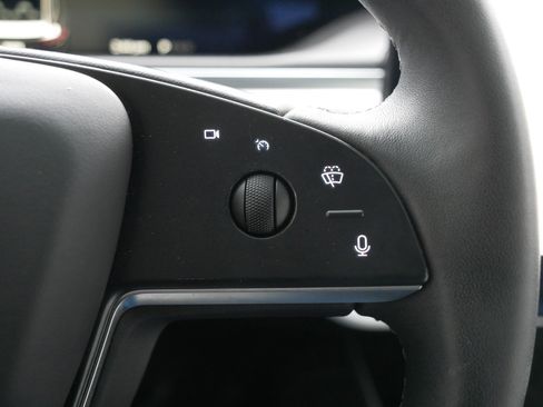 Used 2024 Tesla Model X Plaid image 30