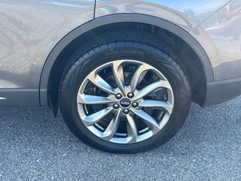 Used 2021 Lincoln Corsair Standard w/ Premium Package image 13