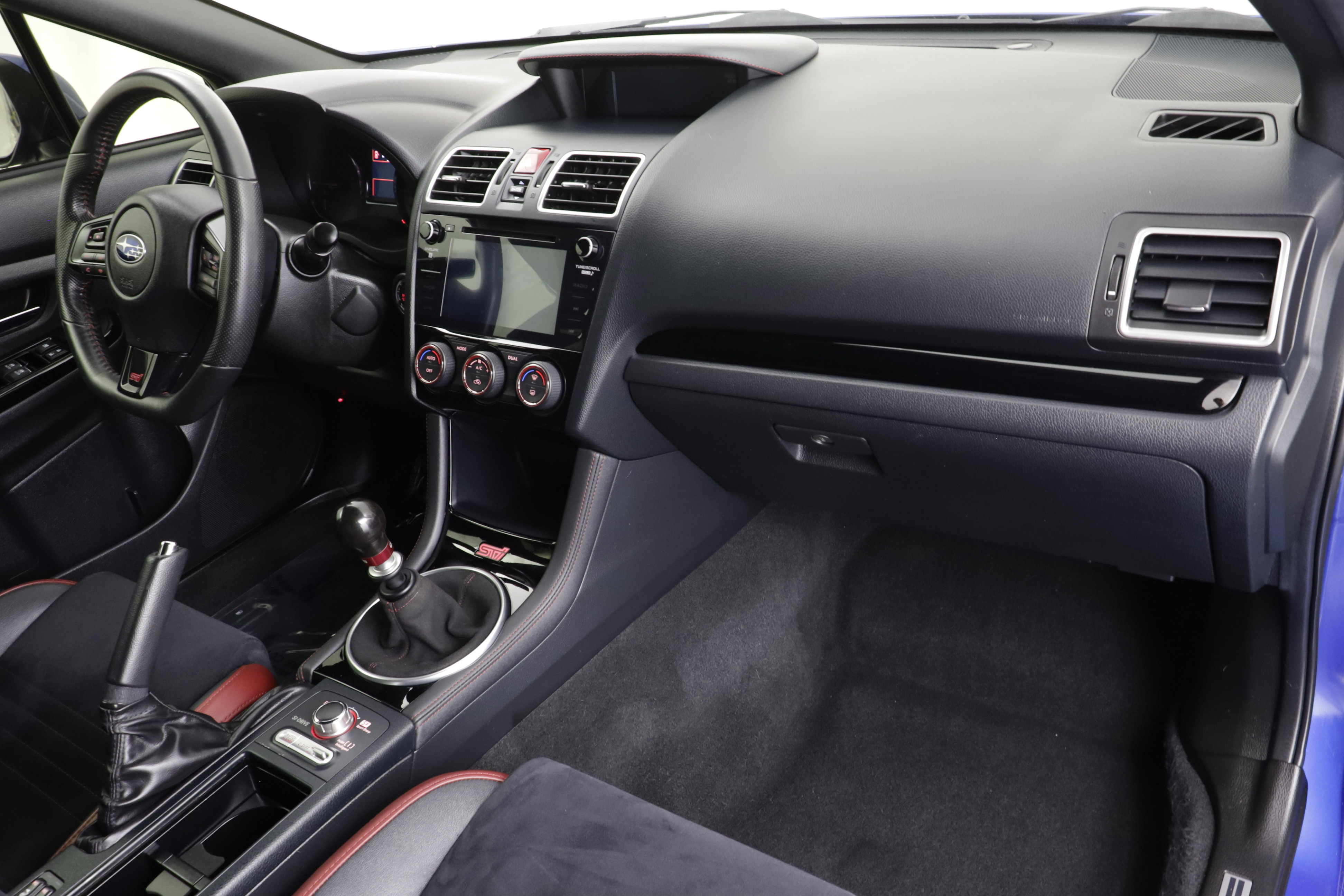Used 2020 Subaru WRX STI AWD/4WD image 22