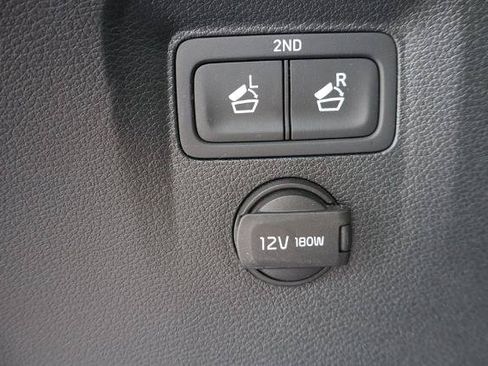 Used 2023 Kia Telluride EX w/ EX Captain's Chair Package AWD/4WD image 32