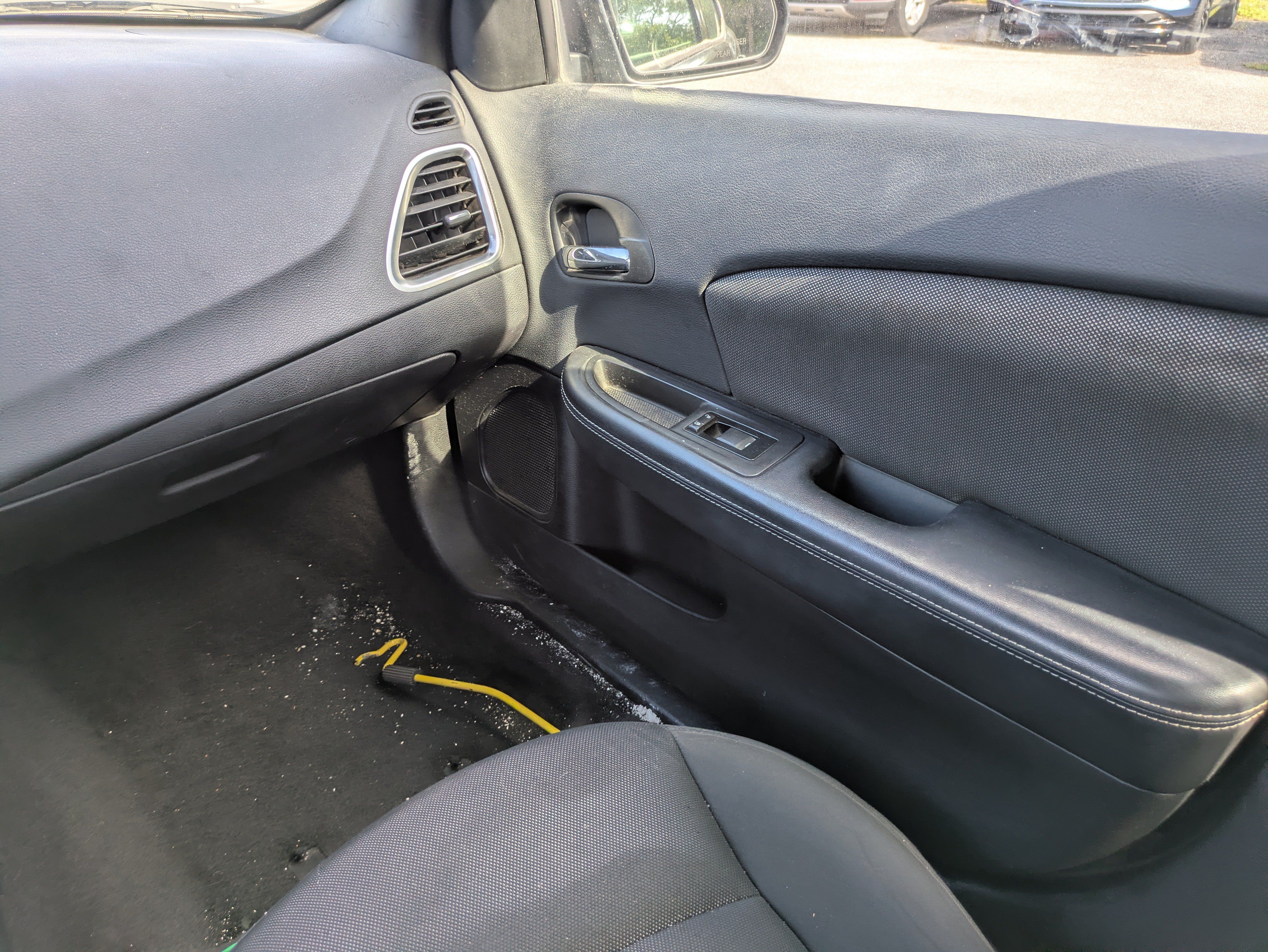 Used 2013 Dodge Avenger SXT FWD image 15