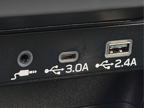 Certified 2025 Subaru Crosstrek 2.5i Limited image 16