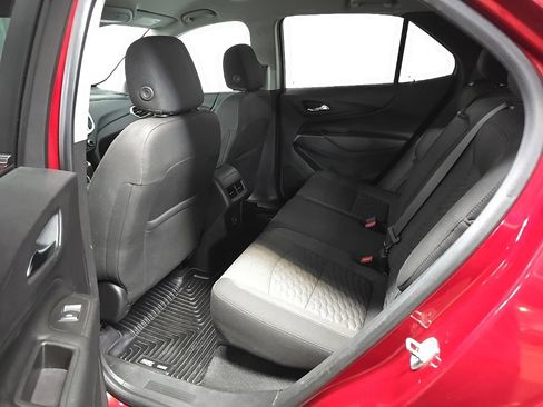 Used 2021 Chevrolet Equinox LT FWD image 32