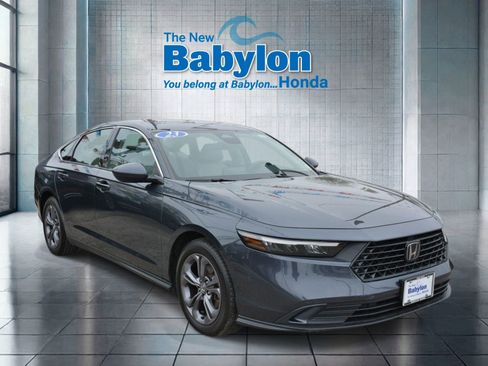Used 2023 Honda Accord EX image 6