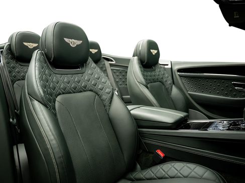 Used 2021 Bentley Continental GT AWD/4WD image 35