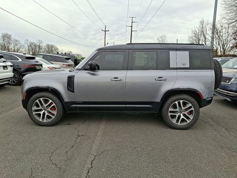 Used 2020 Land Rover Defender 110 X image 3