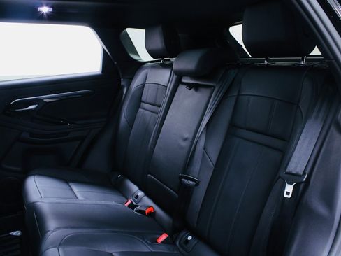 Used 2023 Land Rover Range Rover Evoque R-Dynamic S image 28