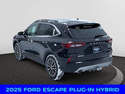 New 2025 Ford Escape SE w/ PHEV Premium Package