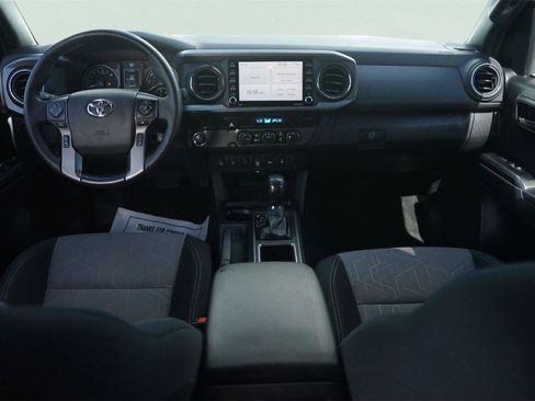 Used 2022 Toyota Tacoma TRD Sport w/ Technology Package RWD image 20