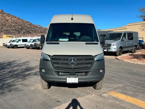 New 2026 Mercedes-Benz Sprinter 2500 image 8