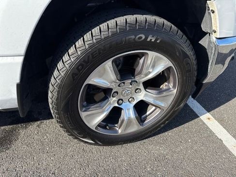 Used 2023 RAM 1500 Laramie image 9