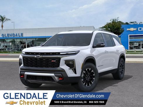 New 2026 Chevrolet Traverse Z71 w/ Driver Confidence Package AWD/4WD image 6