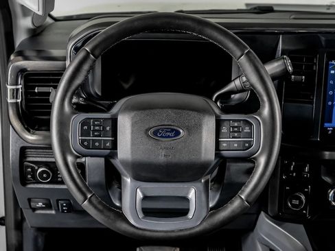 Used 2026 Ford F350 Lariat AWD/4WD image 17