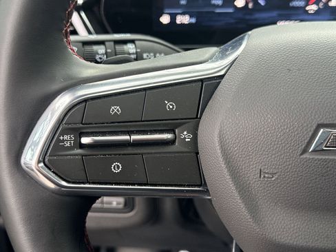 Used 2025 Chevrolet Suburban RST w/ Comfort Package image 19