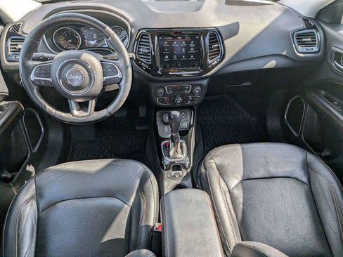Certified 2018 Jeep Compass Limited w/ Navigation Group AWD/4WD image 16