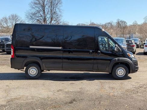 New 2026 RAM ProMaster 2500 w/ Convenience Group FWD image 2