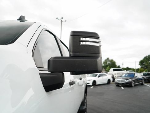 Used 2022 Chevrolet Silverado 2500 Custom w/ Custom Value Package AWD/4WD image 21