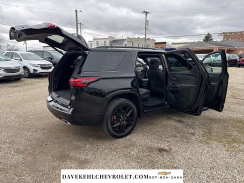 Used 2023 Chevrolet Traverse Premier w/ Redline Edition image 34