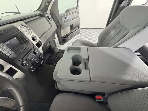 Used 2013 Ford F150 XLT w/ XLT Chrome Pkg AWD/4WD image 24