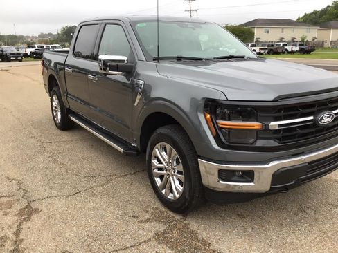 New 2026 Ford F150 XLT w/ Equipment Group 302A MID AWD/4WD image 7