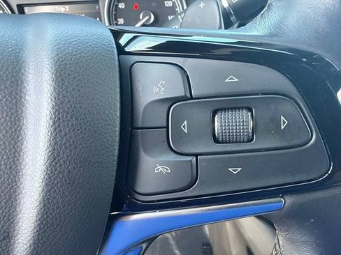 Used 2024 Buick Enclave Essence w/ Technology Package AWD/4WD image 24