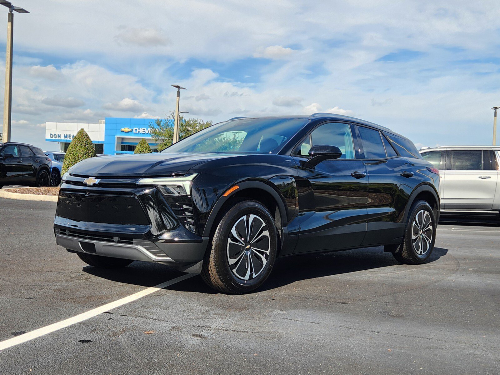 New 2026 Chevrolet Blazer EV LT FWD image 2