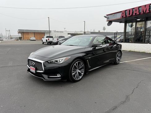 Used 2017 INFINITI Q60 3.0t RWD image 7