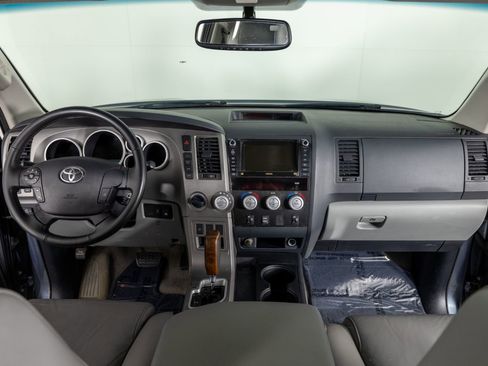 Used 2010 Toyota Tundra Limited AWD/4WD image 35