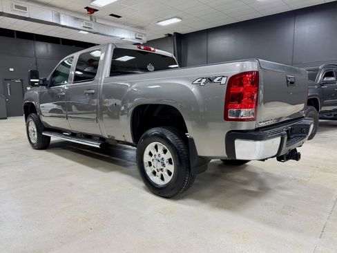 Used 2013 GMC Sierra 2500 SLT w/ SLT Convenience Package image 11