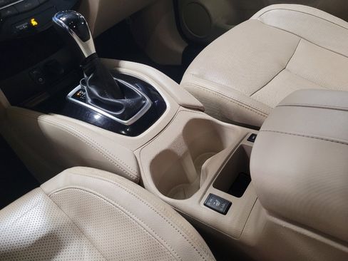 Used 2017 Nissan Rogue SL image 26